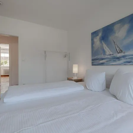 Admirals Nest Daire